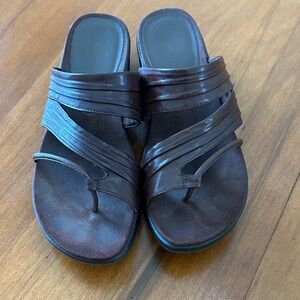 Women’s Baretraps Leather Toe-Post Slide Sandals - Brown